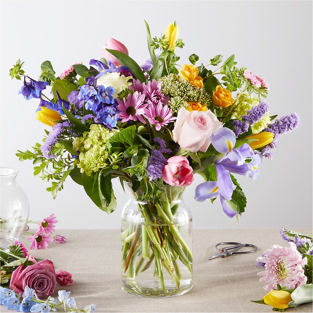 Pastel Tradition - A Florist Original – Roots Of Love, Spotswood NJ