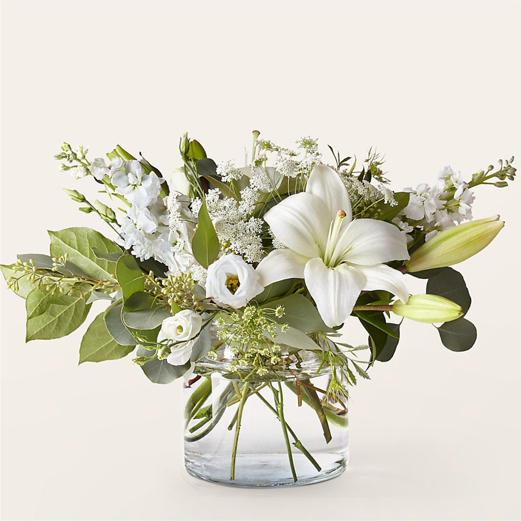 Alluring Elegance Bouquet – Roots Of Love, Spotswood NJ