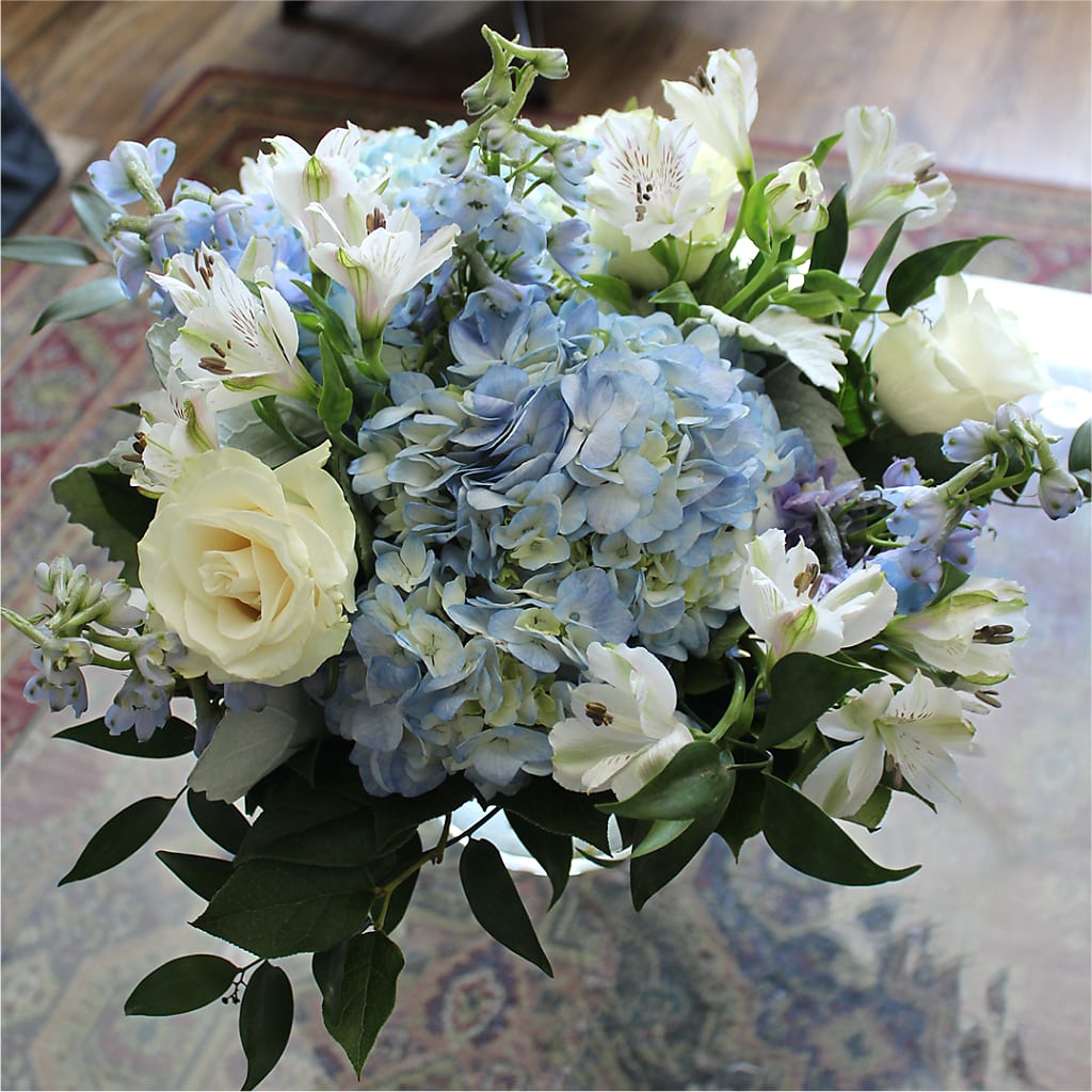 Clear Skies Bouquet – Roots Of Love, Spotswood NJ