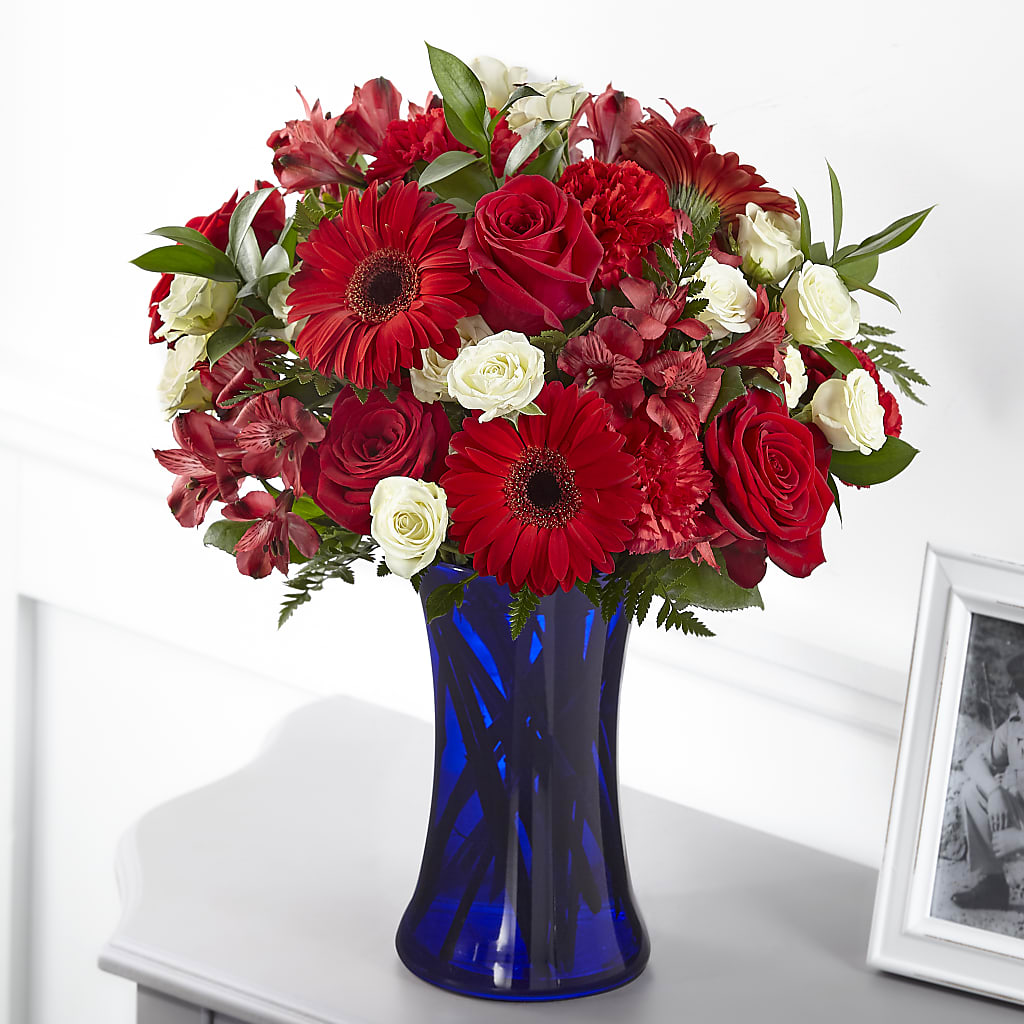 Hearts Embrace Bouquet – Roots Of Love, Spotswood NJ
