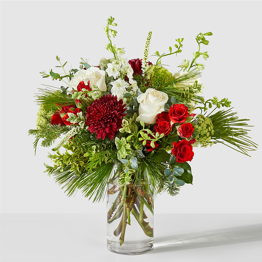 Favorite Traditions Bouquet – Roots Of Love, Spotswood NJ