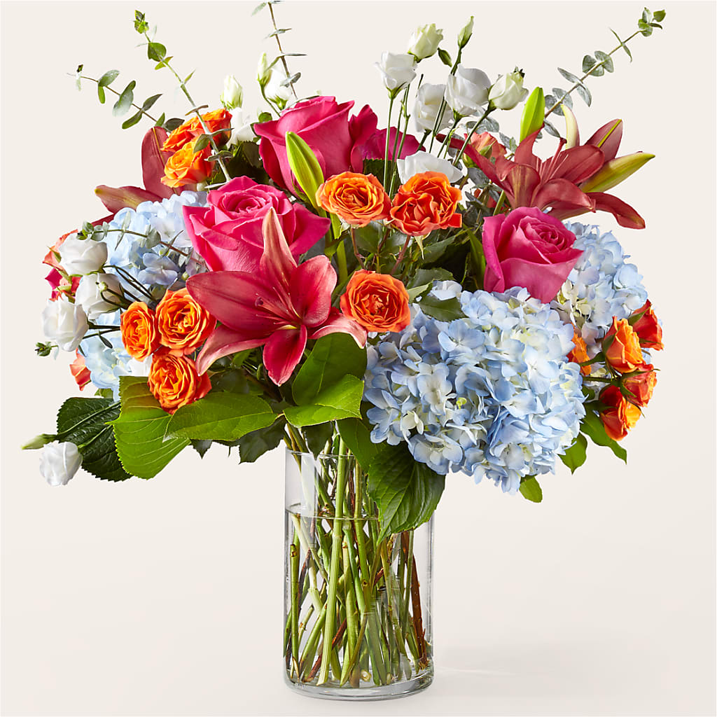 Awestruck Luxury Bouquet – Roots Of Love, Spotswood NJ