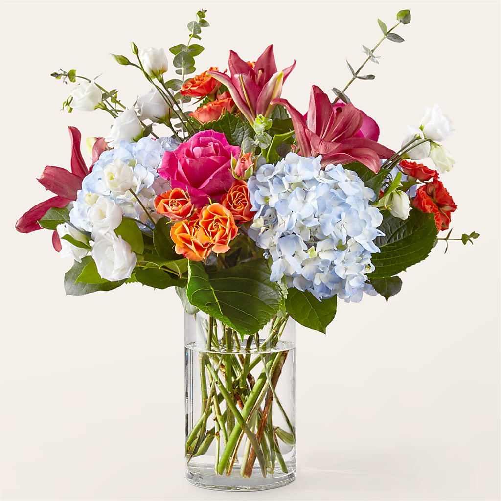 Awestruck Luxury Bouquet – Roots Of Love, Spotswood NJ