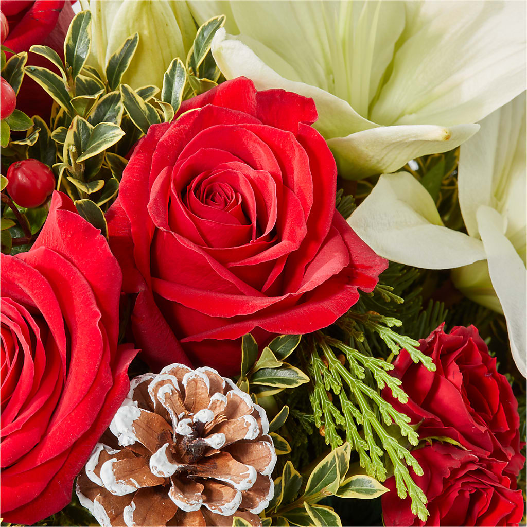 Snowy Wonderland Bouquet –  Roots Of Love, Spotswood NJ