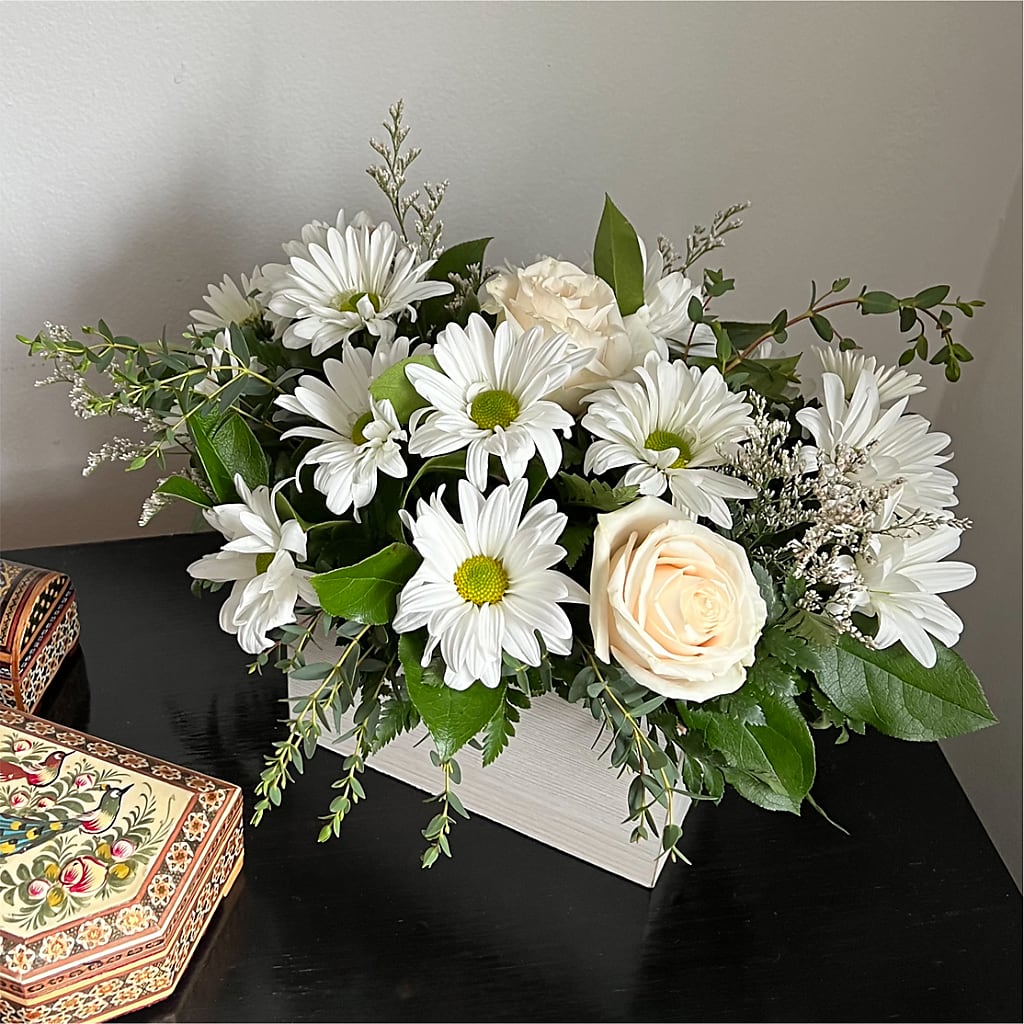 Fresh Linen Box Bouquet –  Roots Of Love, Spotswood NJ
