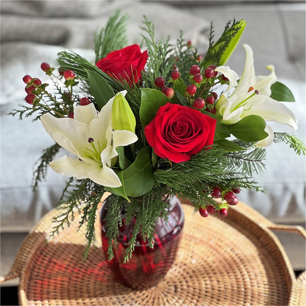 Evergreen Delight Bouquet –  Roots Of Love, Spotswood NJ