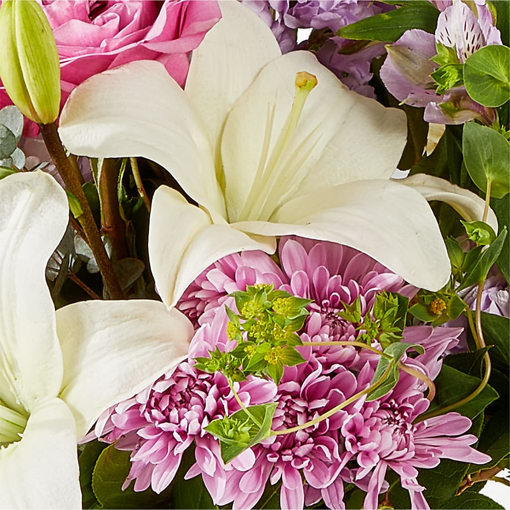 Daydreamer Bouquet –  Roots Of Love, Spotswood NJ